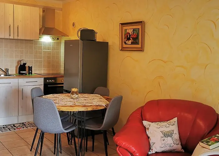 Studio Apartment Lela Liznjan